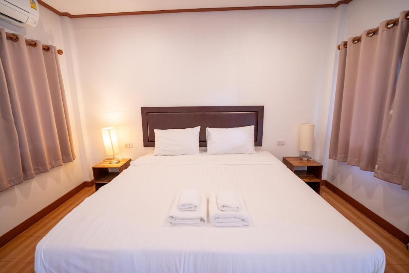 Hotel De Mala à Sukhothaï Extérieur photo